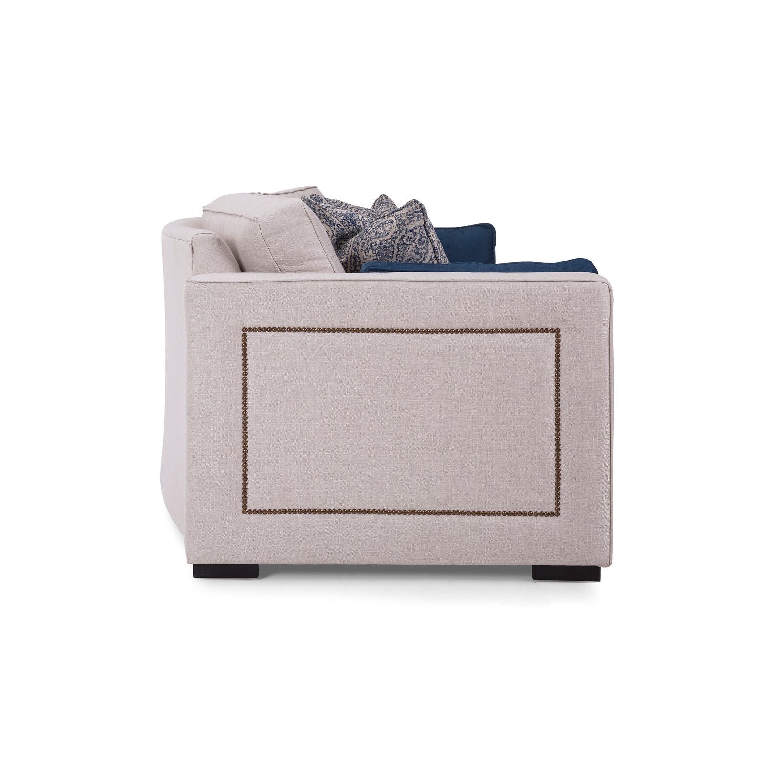 9015 Sofa - Image 4