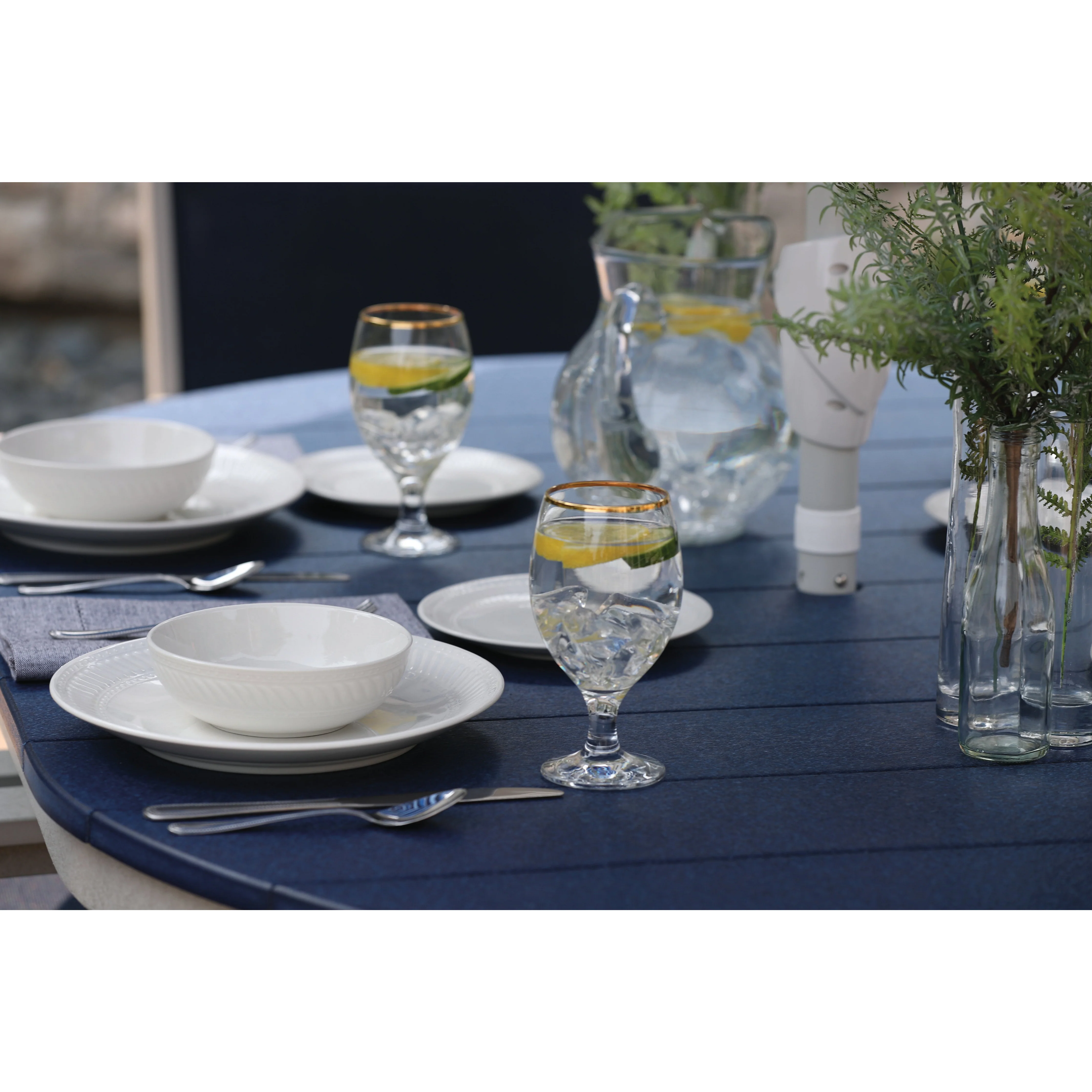 Garden Classic 44x64 Oblong Table (Select Height) - Image 4
