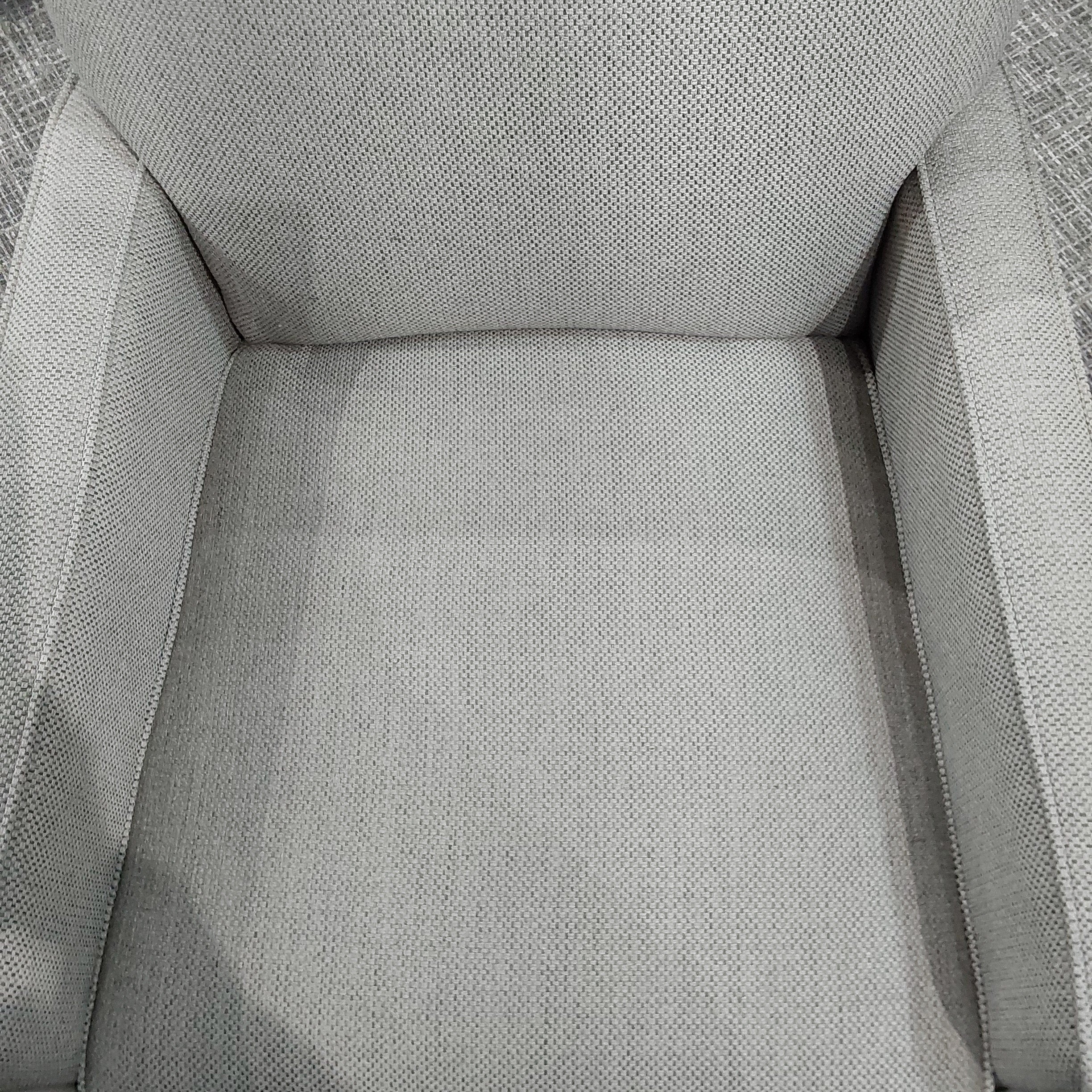 Clearance Decor-Rest 7612 Push Back Recliner - Image 4