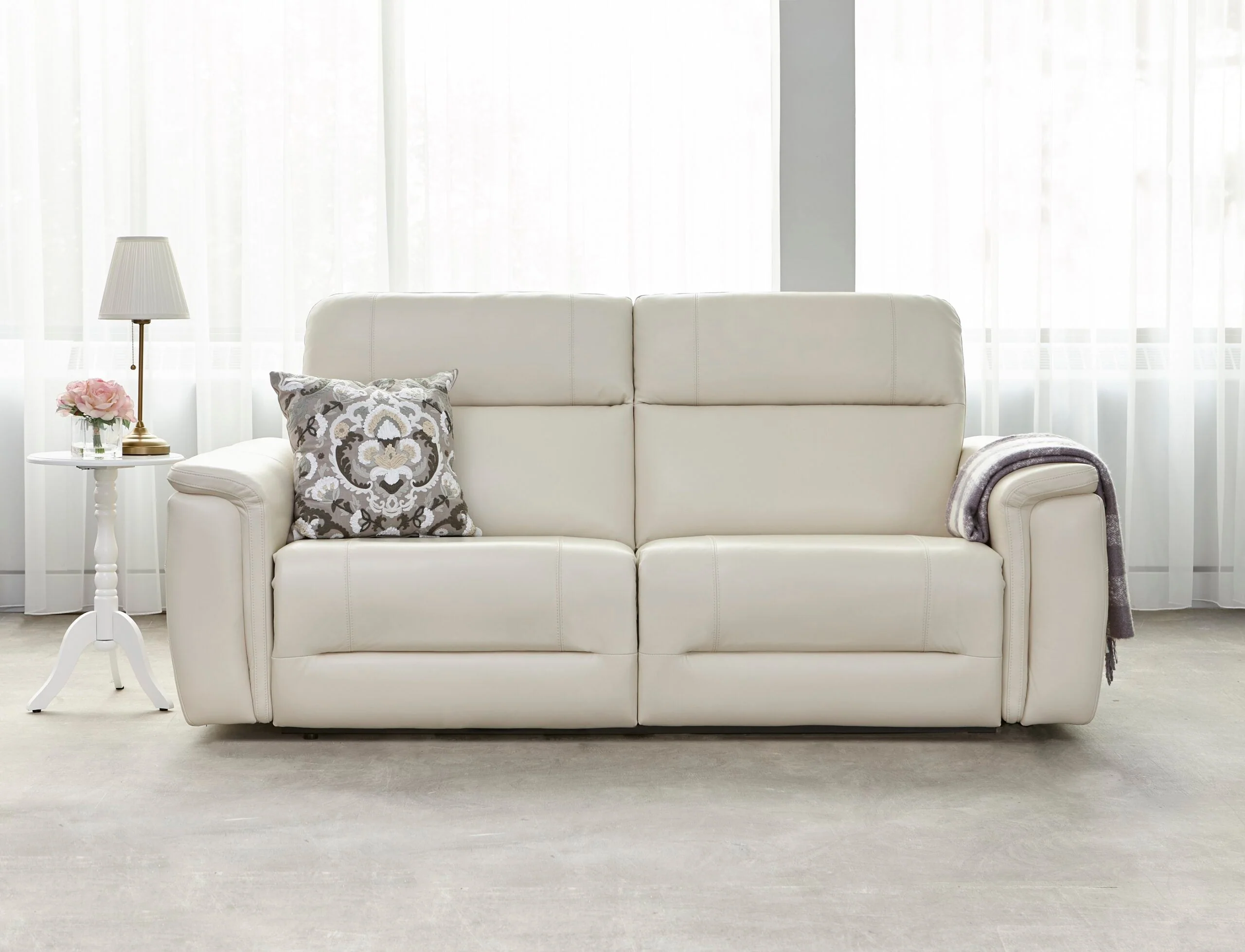 Kellan Sofa Suite - Image 4