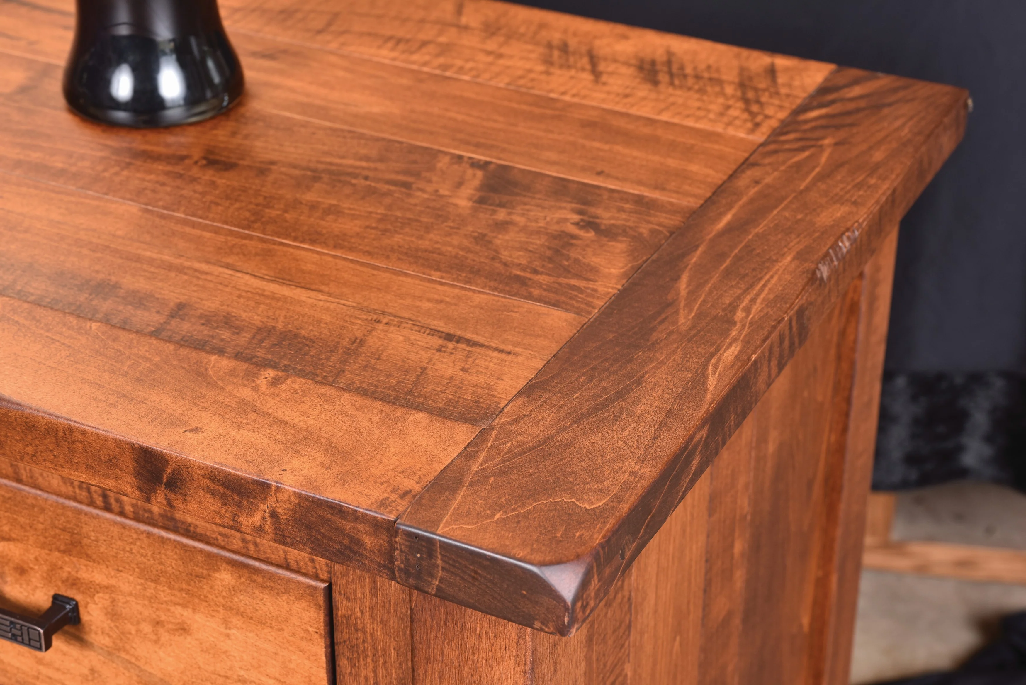QW Amish Adele Wine Cabinet - Image 3