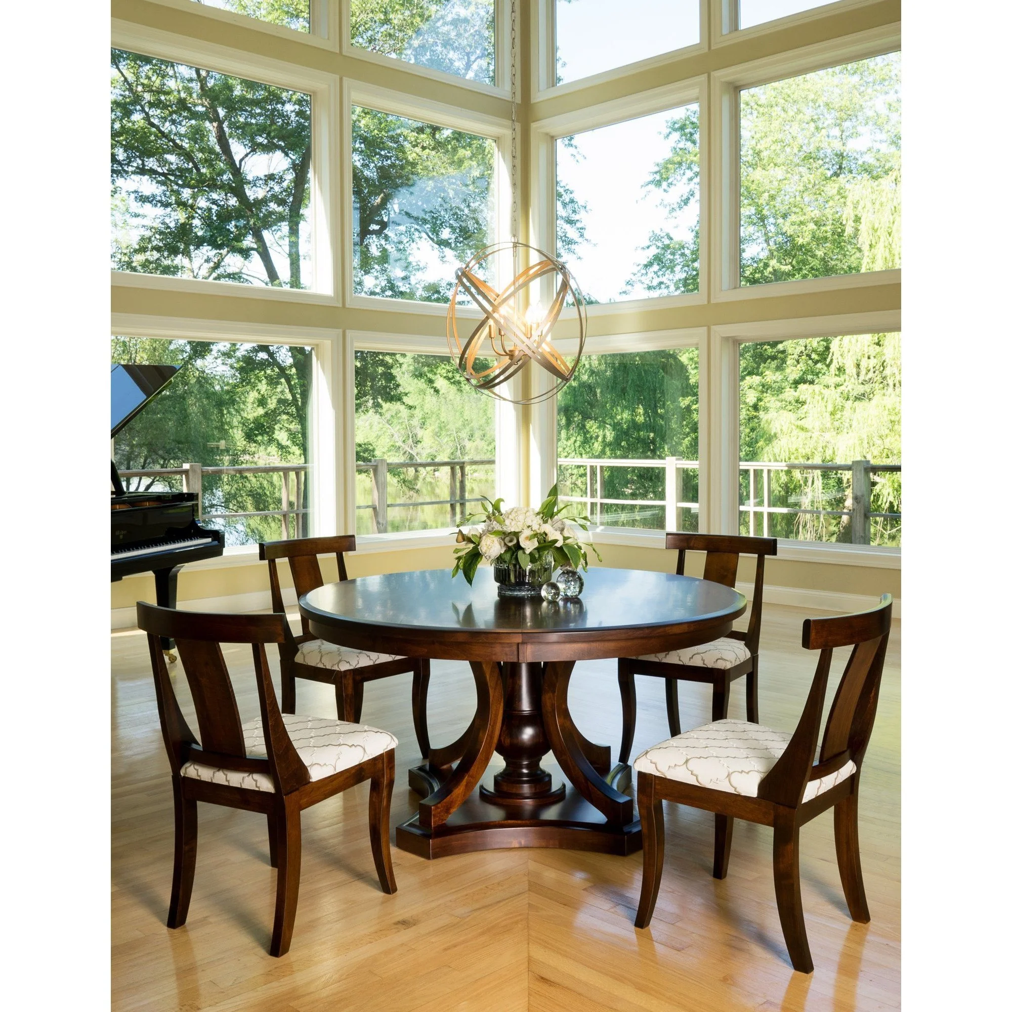 QW Amish Arabel Round Pedestal Table - Image 3