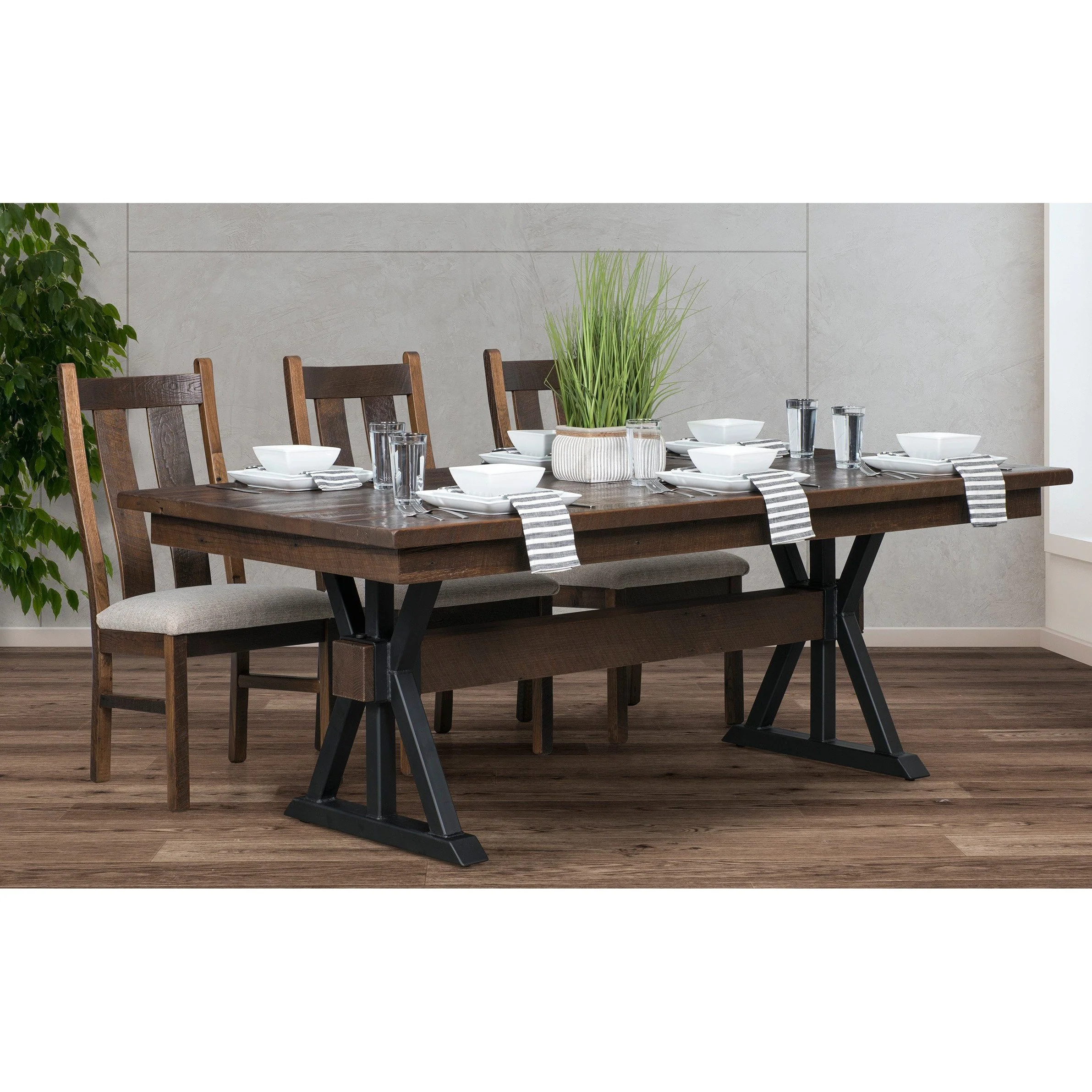 QW Amish Boston Reclaimed Barnwood Trestle Table - Image 2