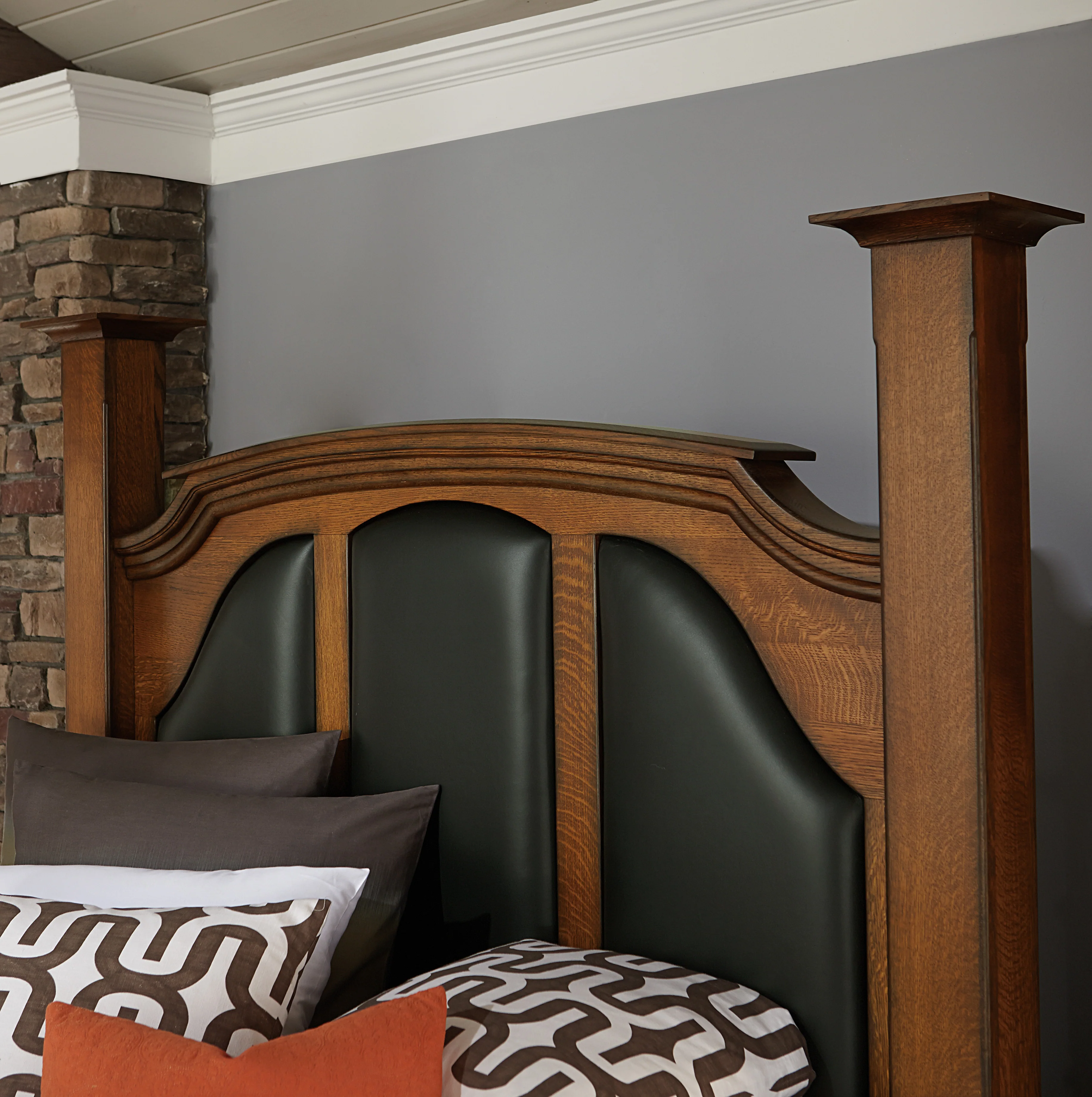 QW Amish Breckenridge Bed - Image 3