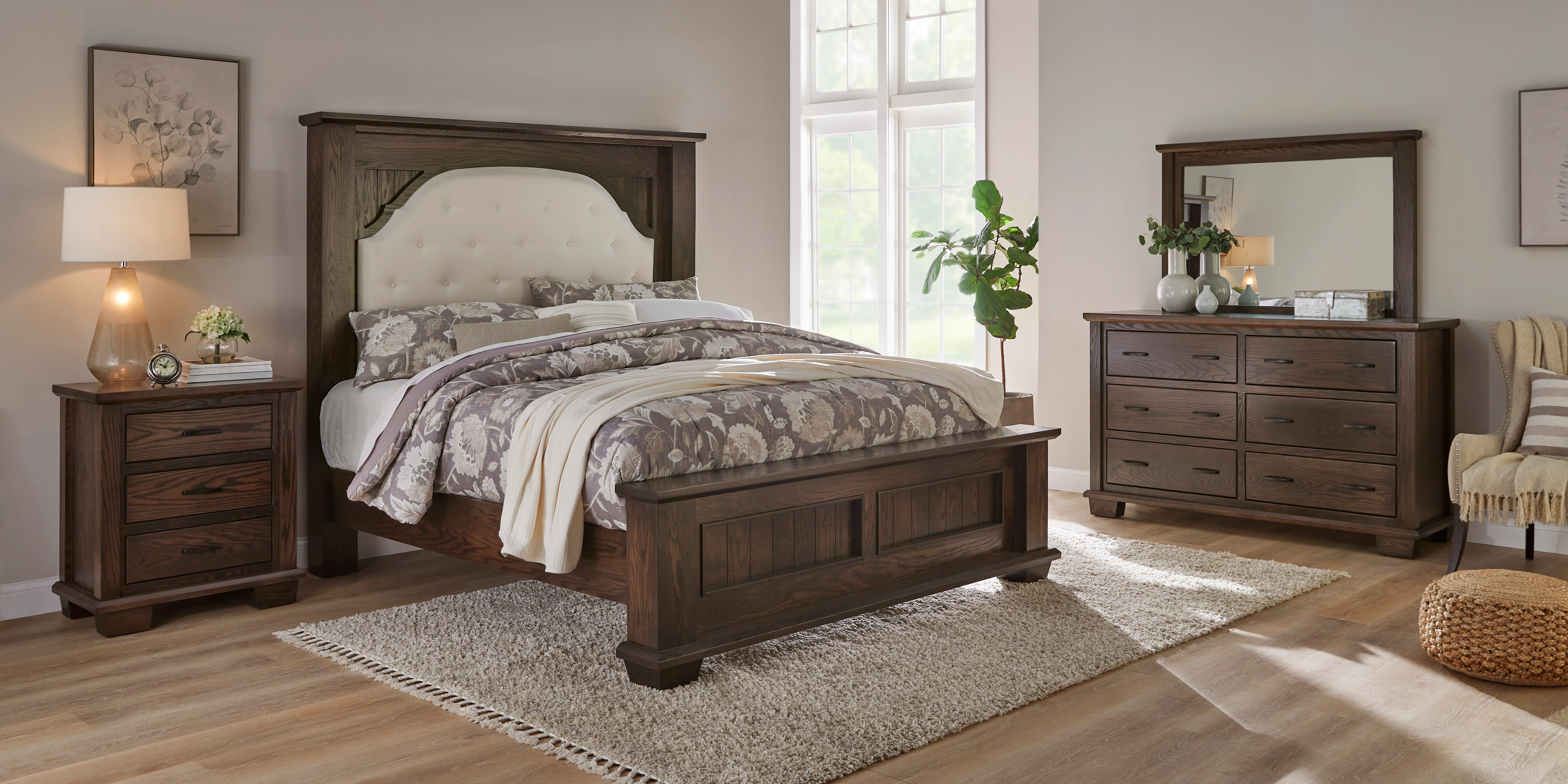 QW Amish Burlington Upholstered Bed - Image 2