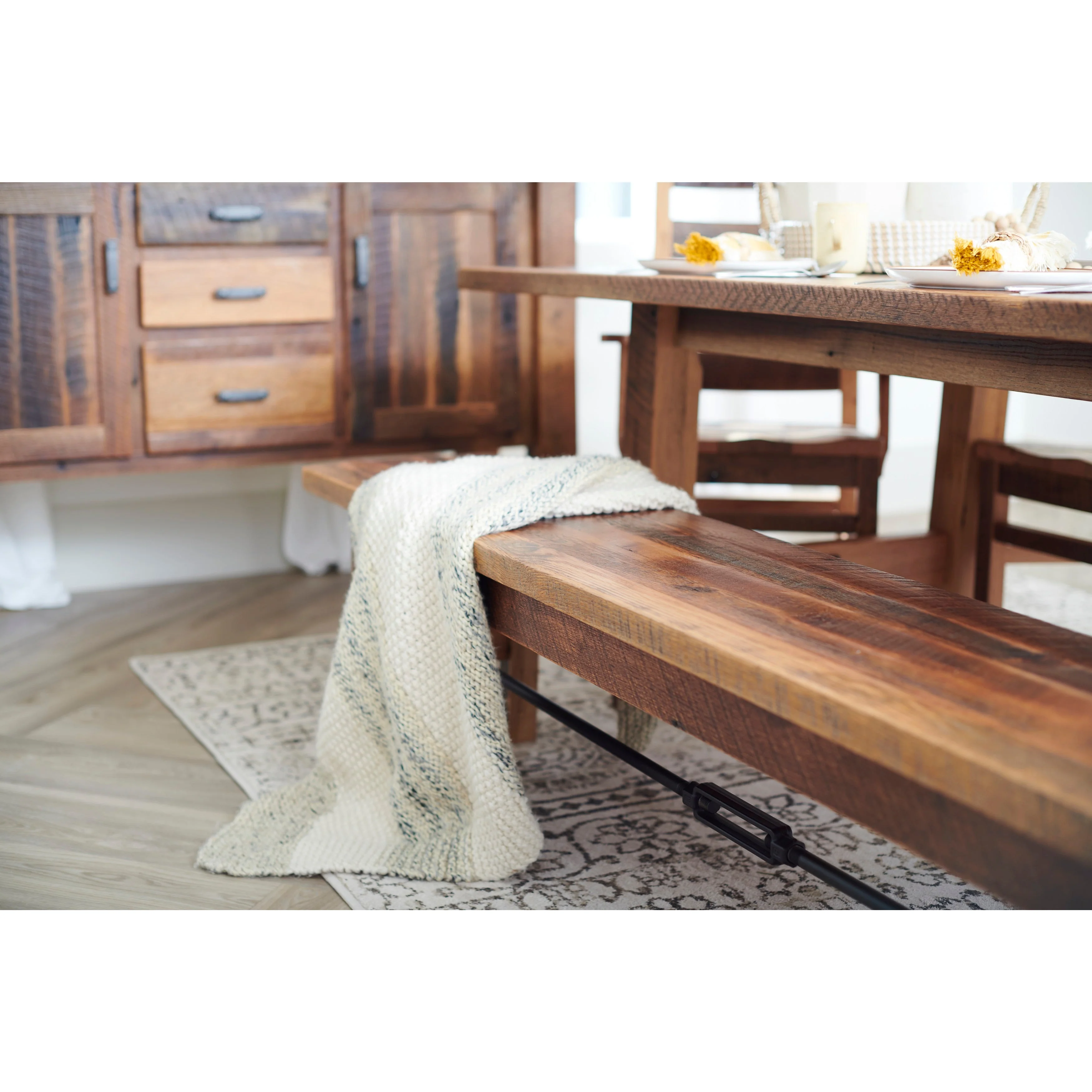 QW Amish Cleveland Reclaimed Barnwood 6pc Set - Image 9