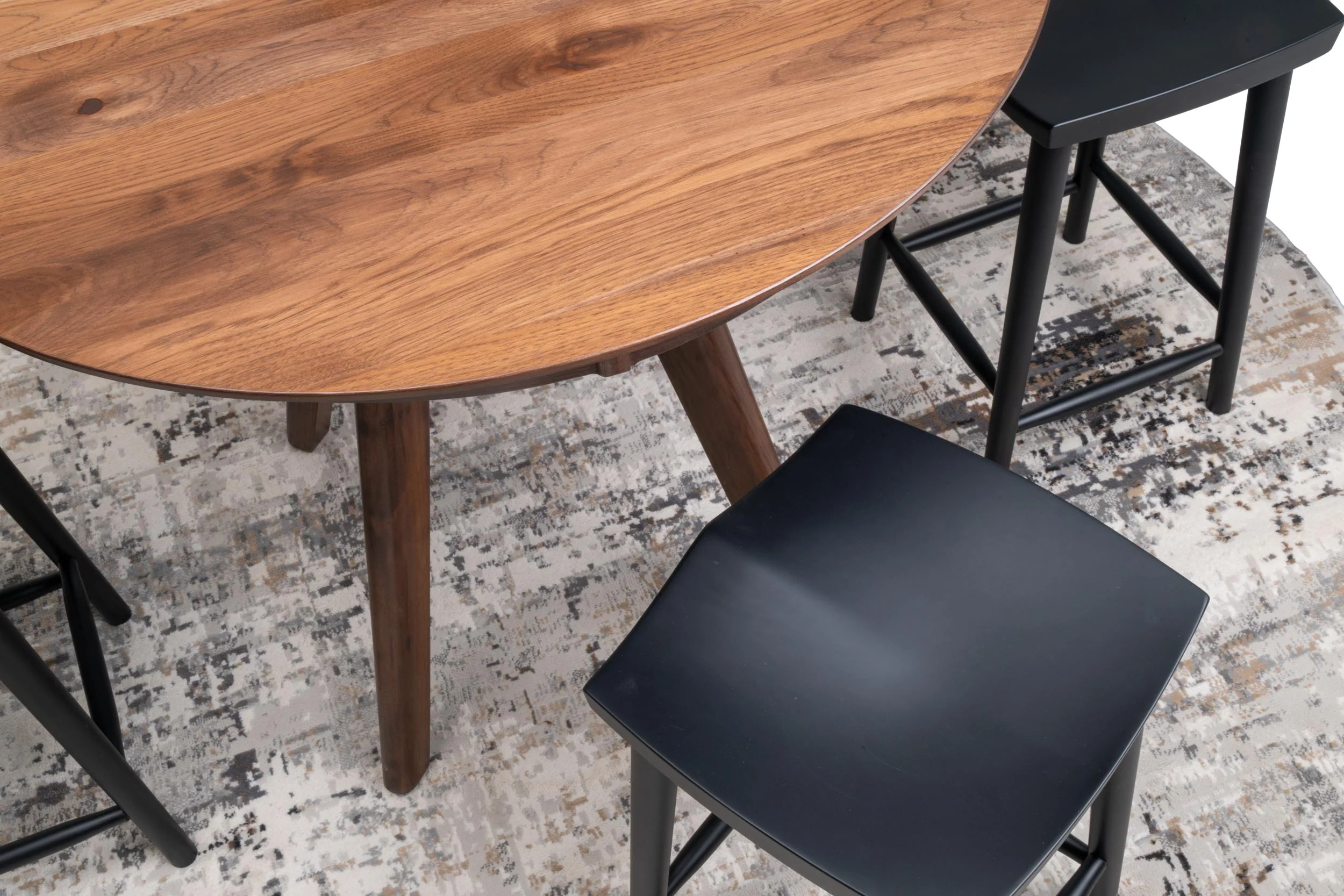QW Amish Collin Pub Table - Image 3