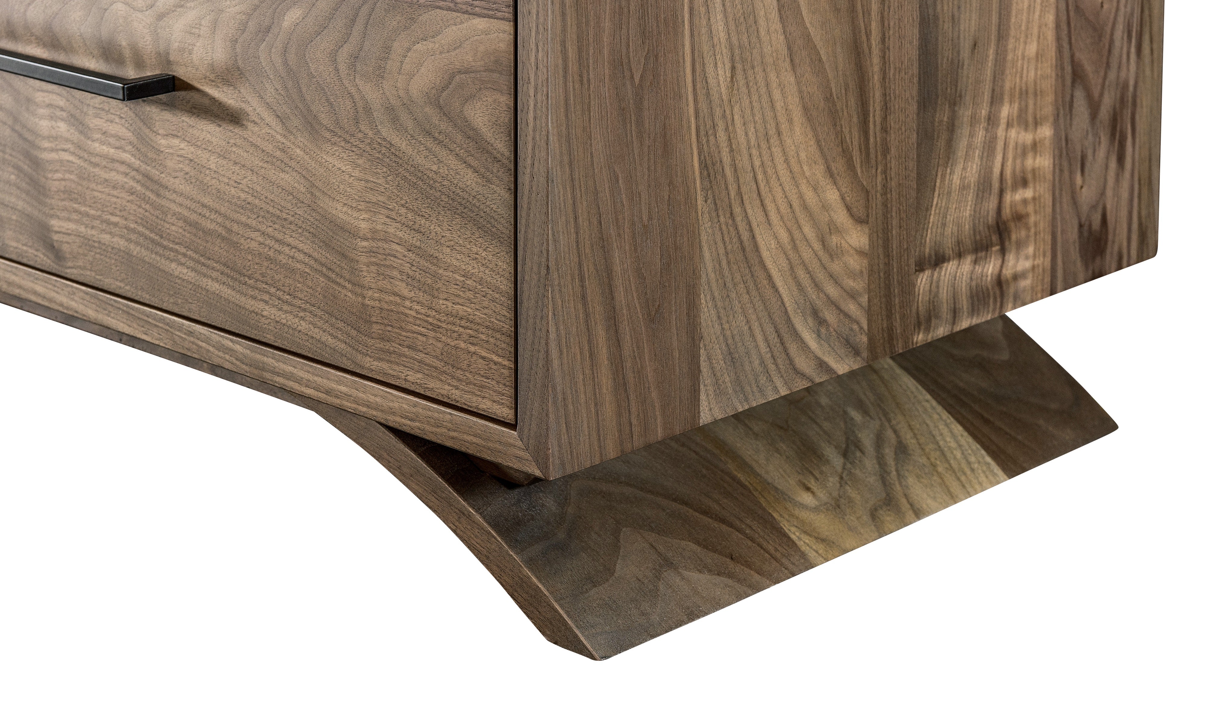 QW Amish Covington Chest of Drawers - Image 2