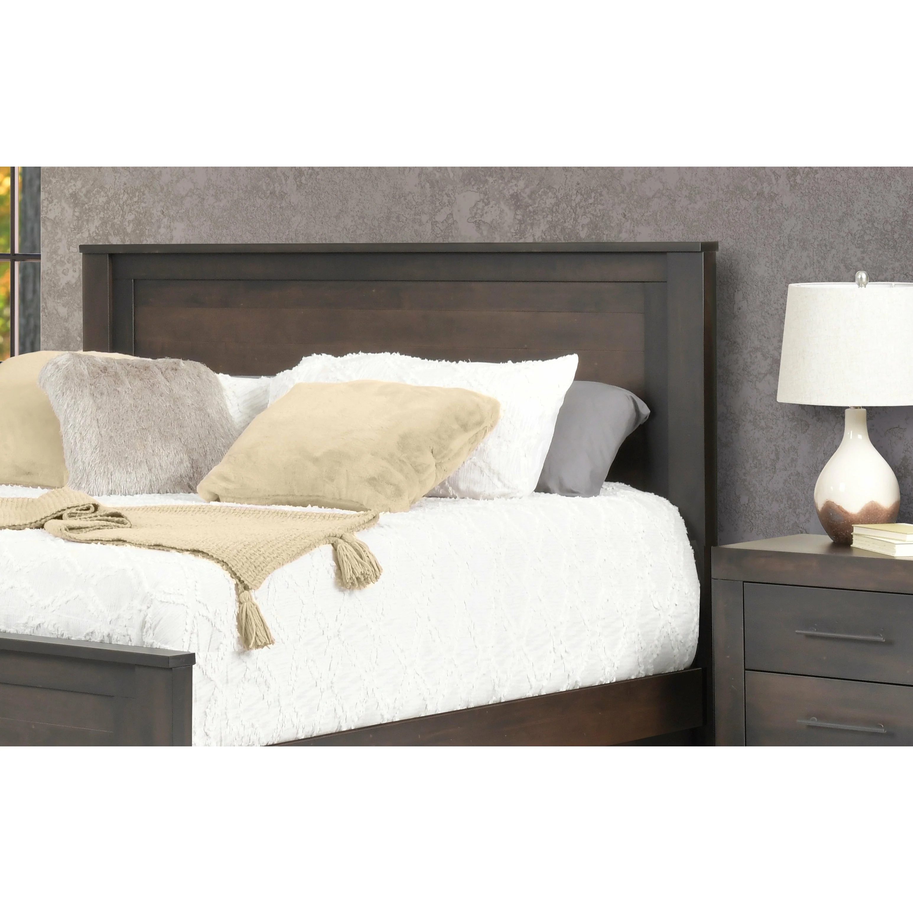 QW Amish Durango 6 Drawer Storage Bed - Image 4
