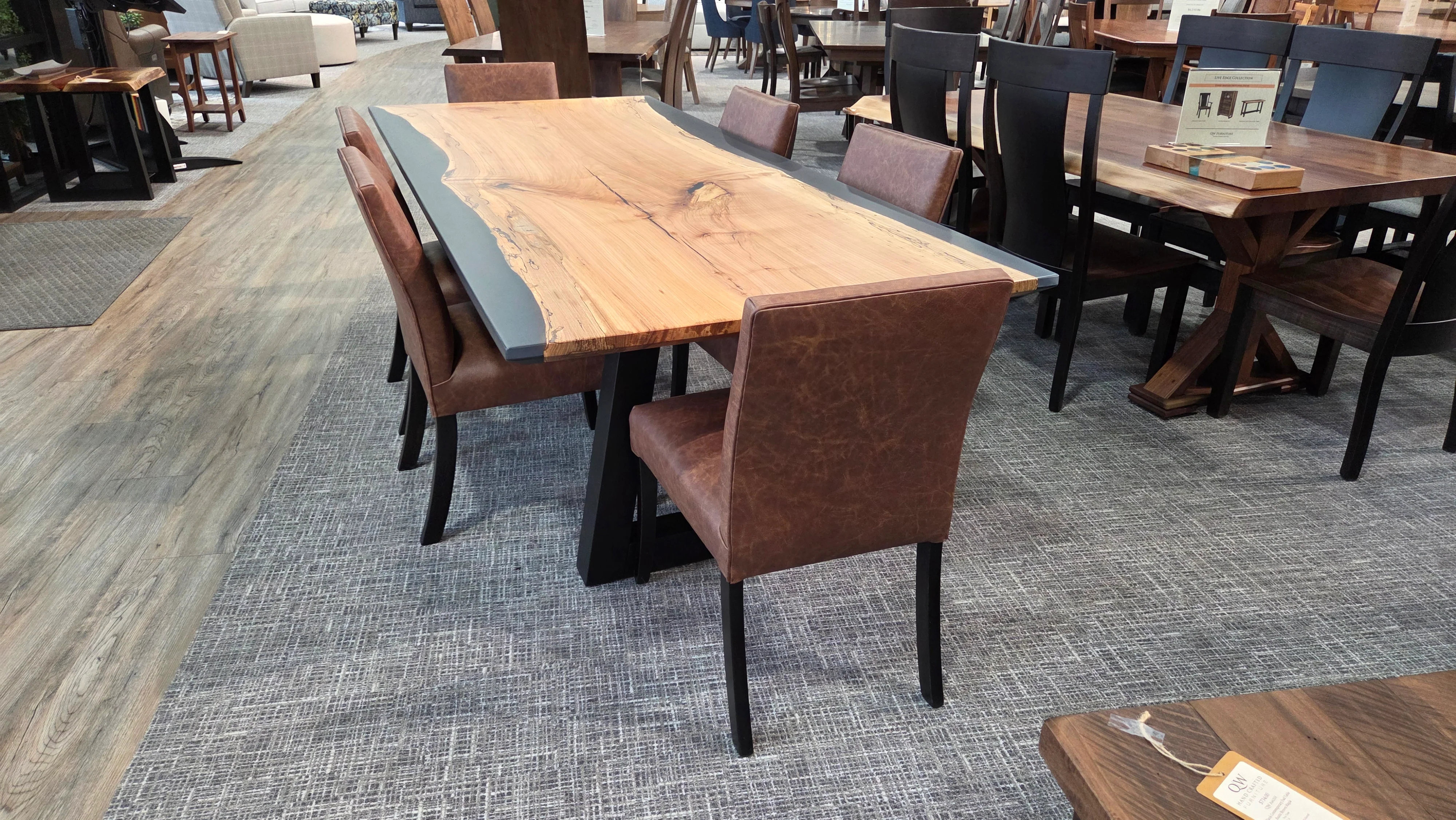QW Amish Easton Side Chair - Image 3