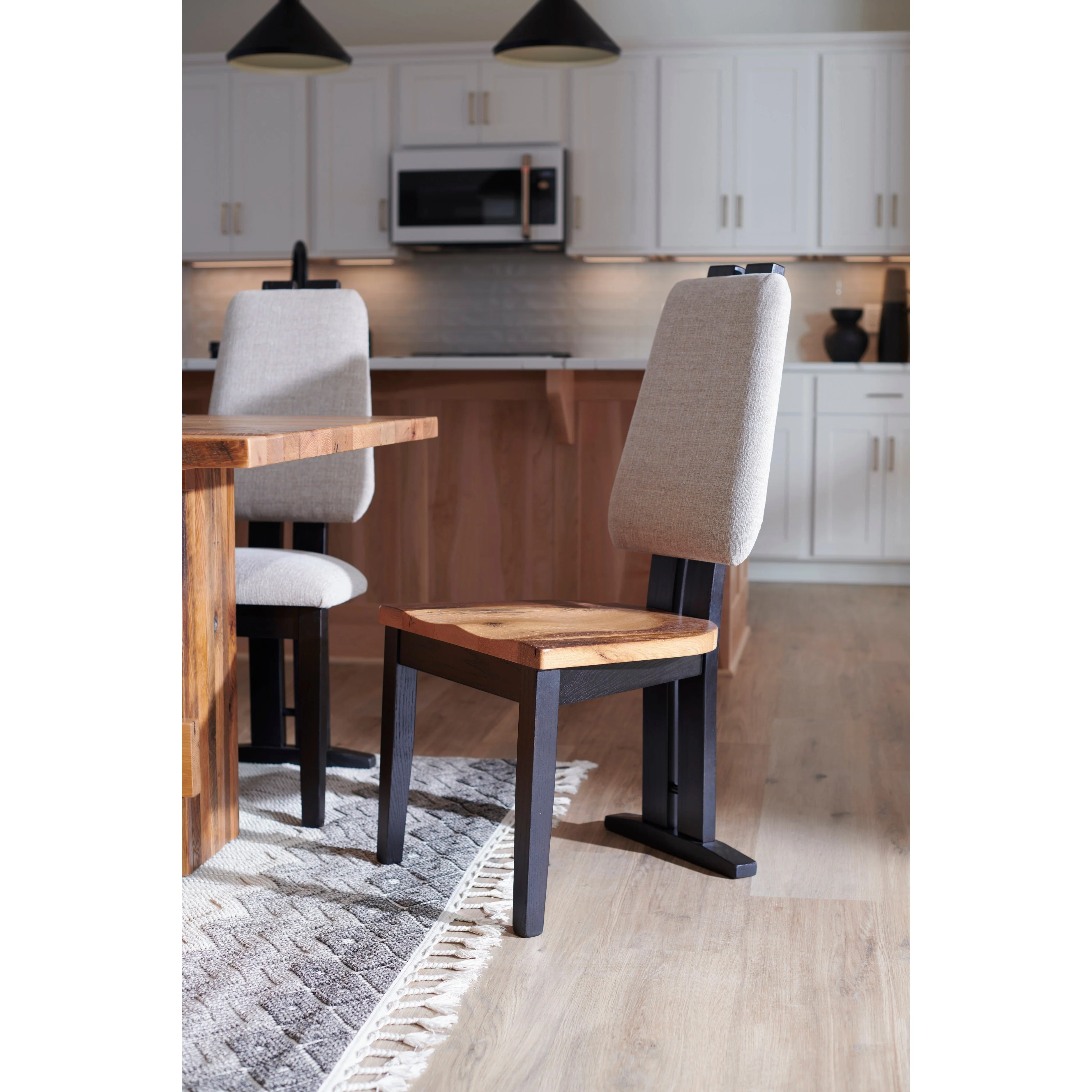 QW Amish Eden Reclaimed Barnwood Chair - Image 4