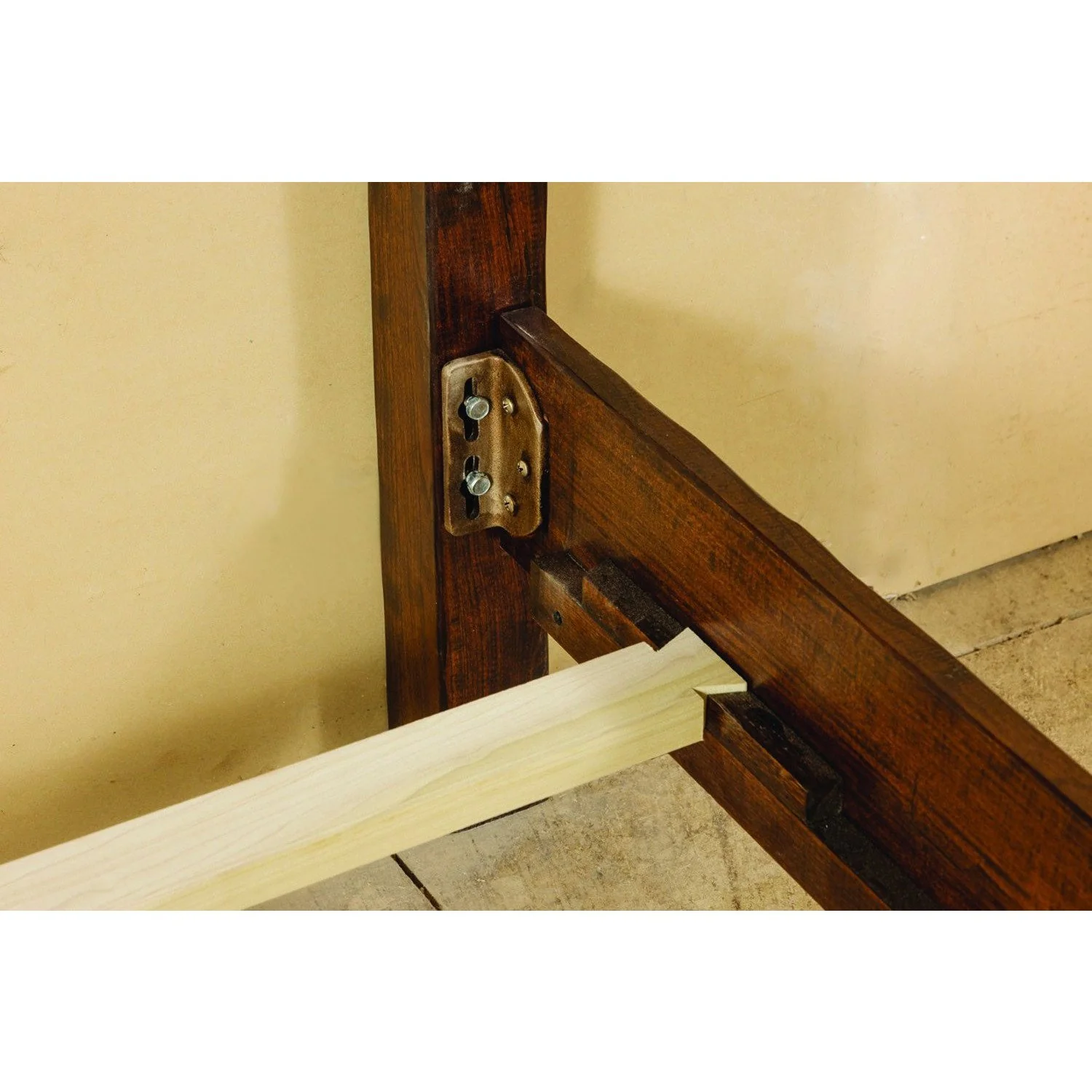 QW Amish Elkins Bed with Storage Option - Image 3