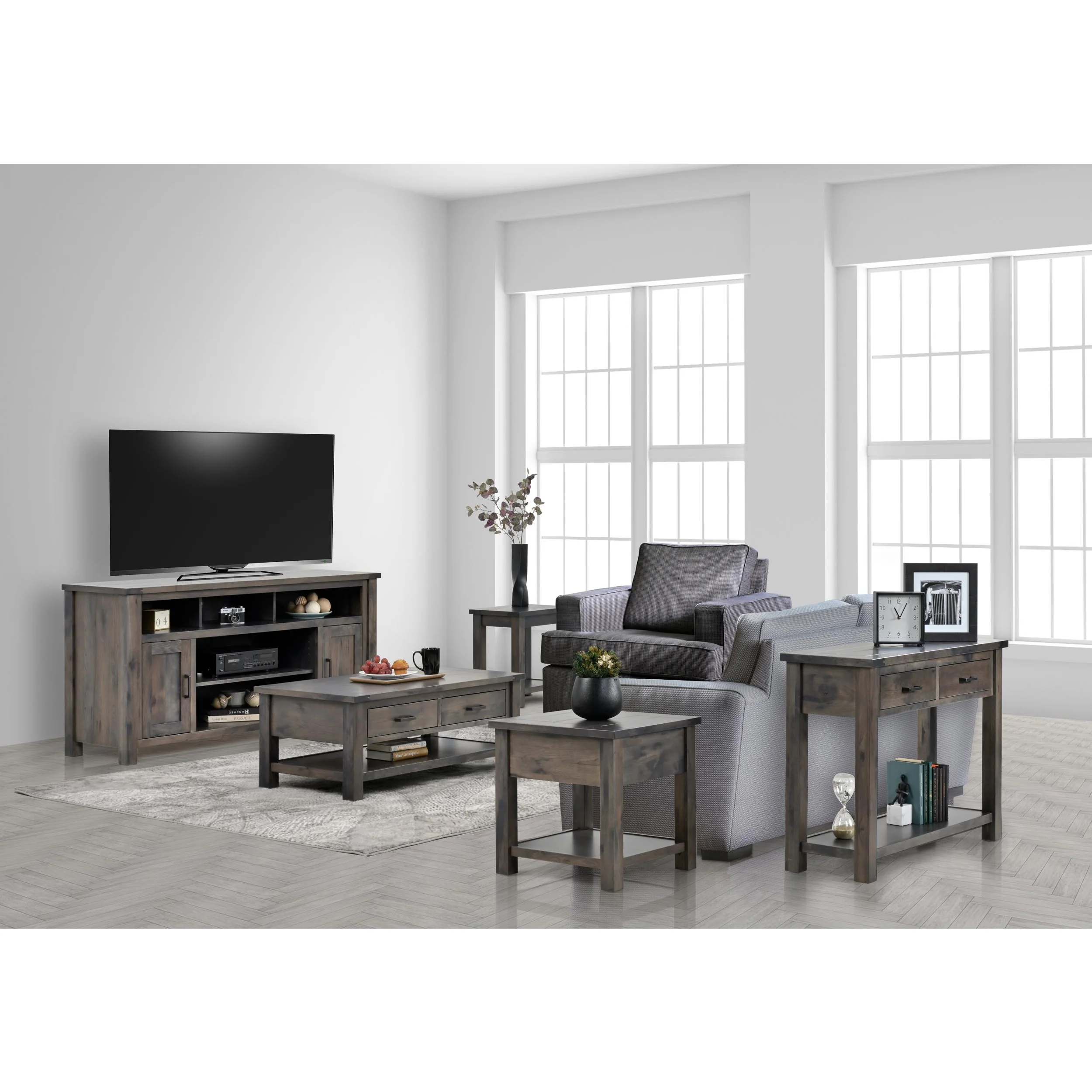 QW Amish Franklin 60" Media Console - Image 5