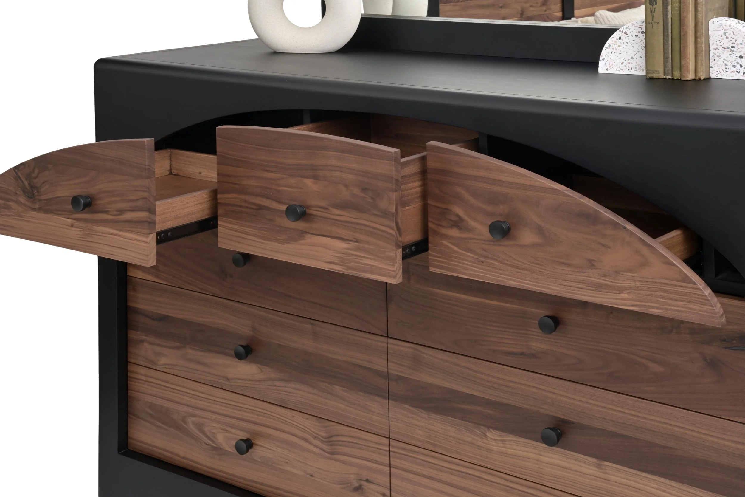 QW Amish Gilmore Dresser w/ Optional Mirror - Image 5