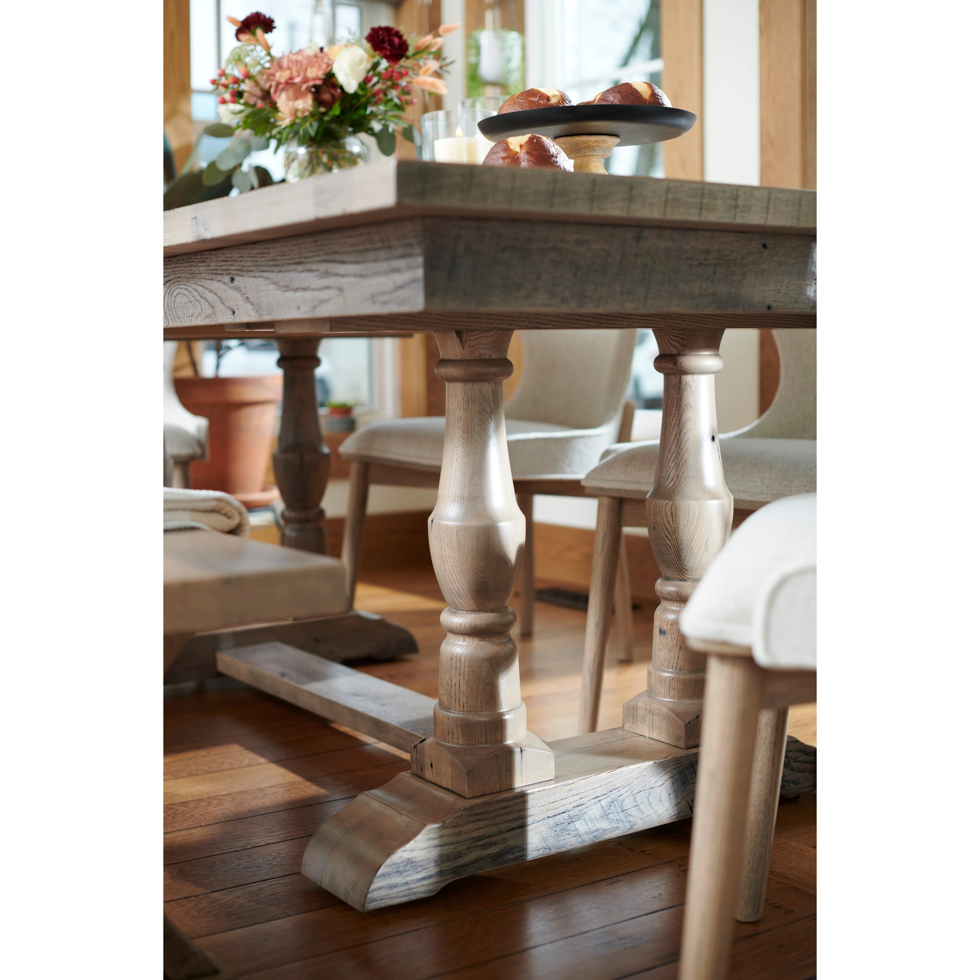 QW Amish Harlow Reclaimed Barnwood Table - Image 5
