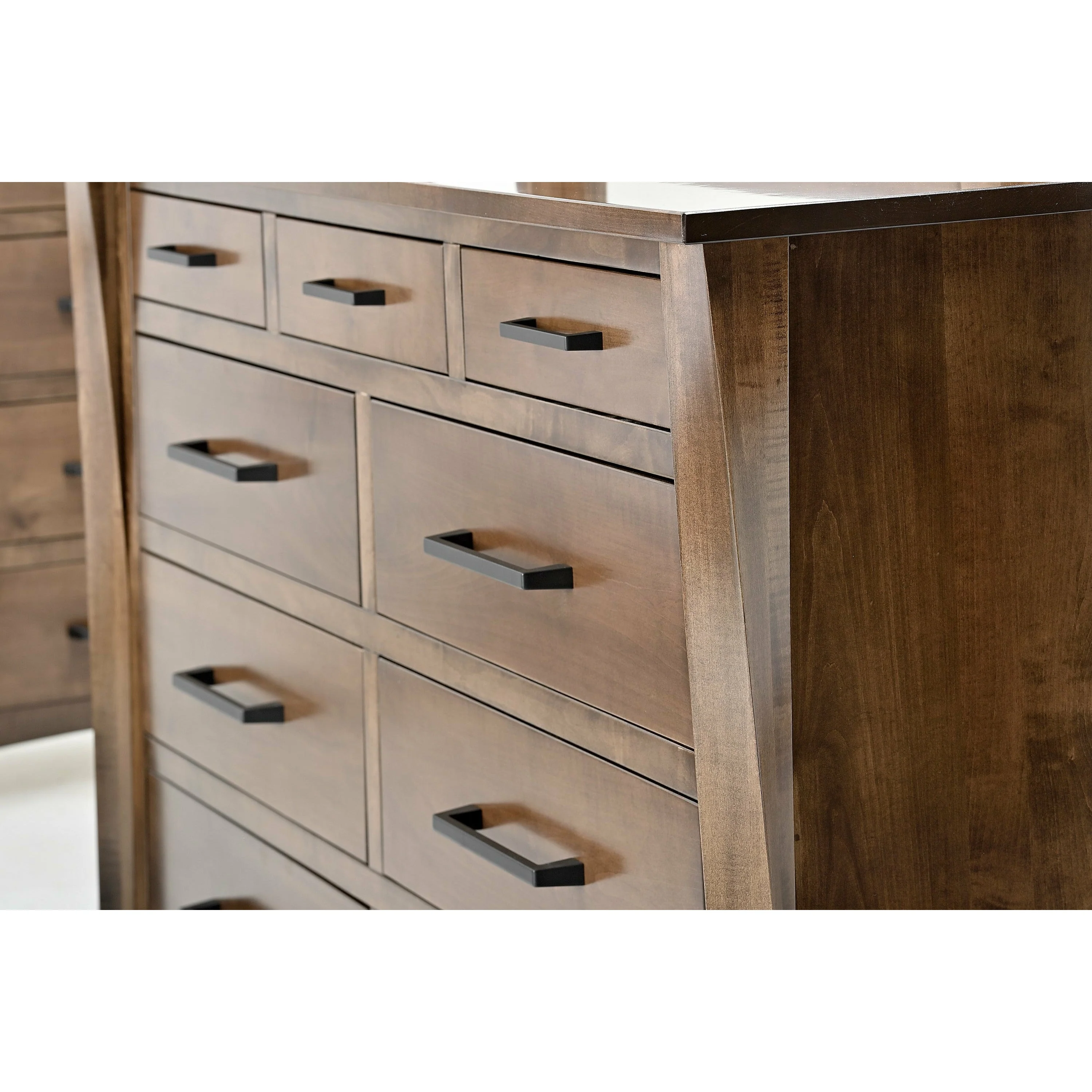 QW Amish Lexington Twist Chest - Image 3
