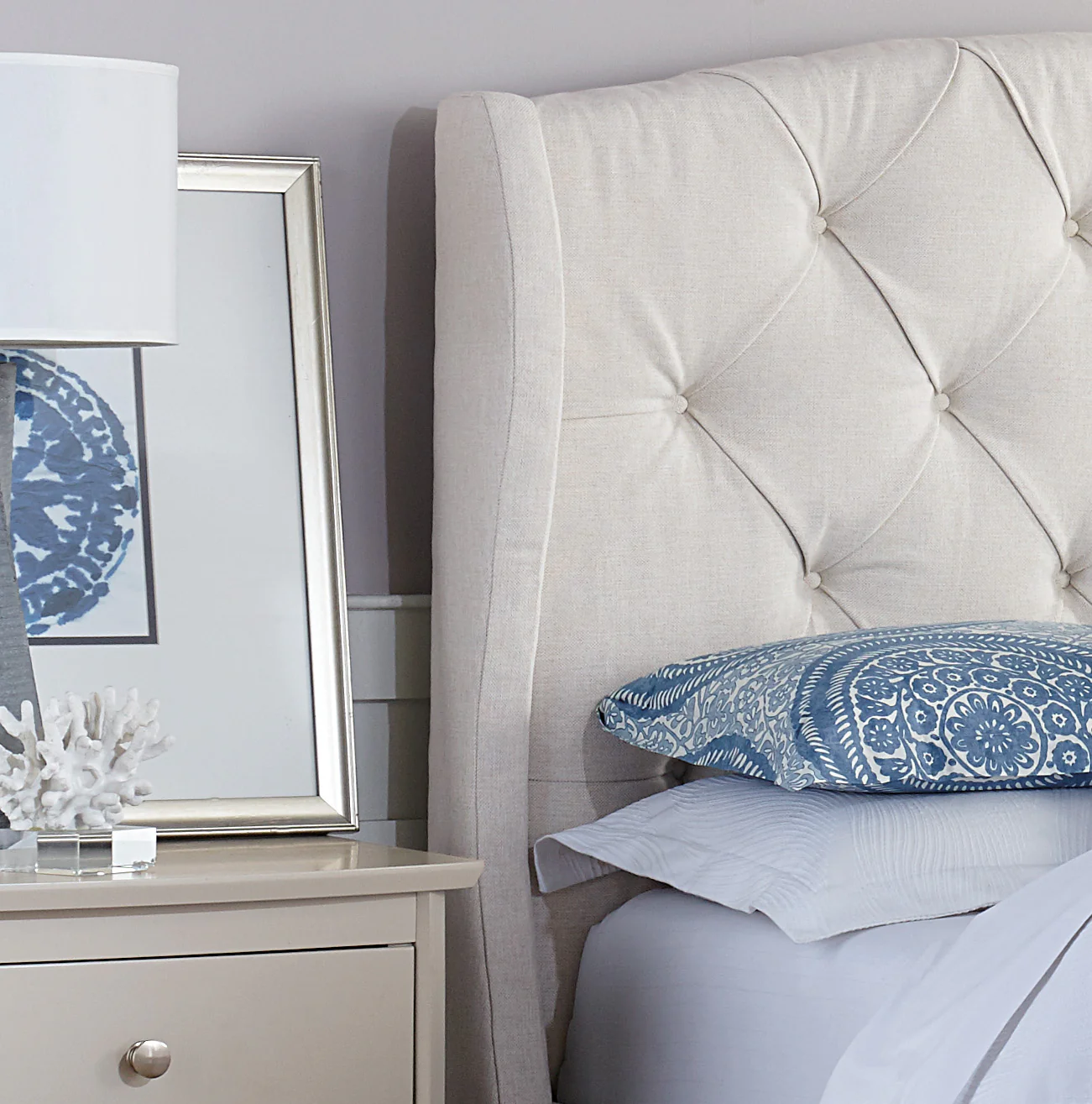 QW Amish Lily Bed with Wings - Image 2