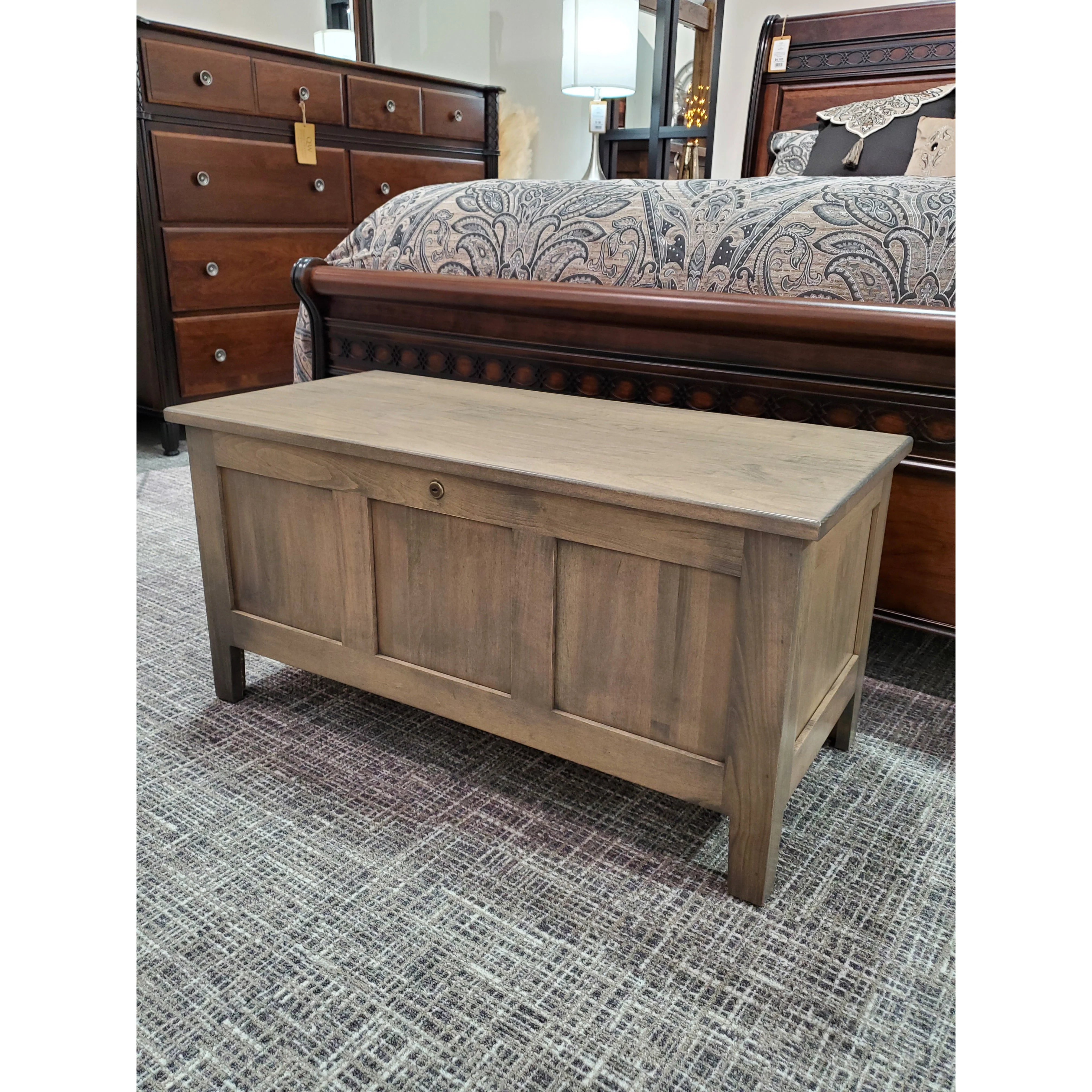 QW Amish Mission Panel Cedar Chest (select your size) - Image 4