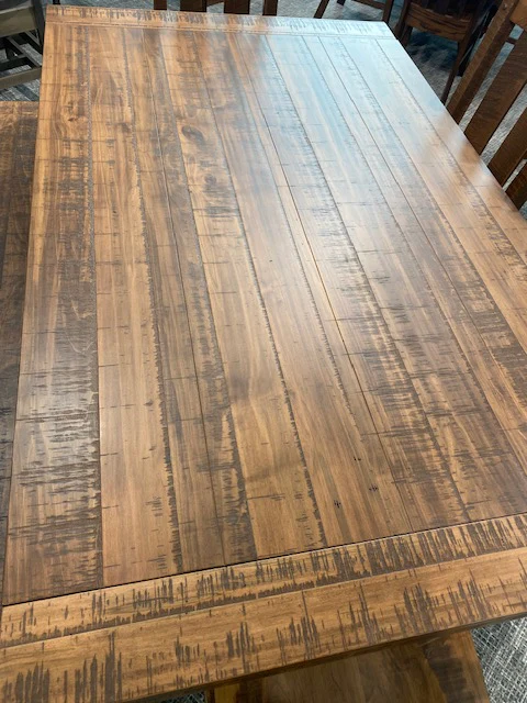 QW Amish 'Saw-Marked' Huron Table - Image 4