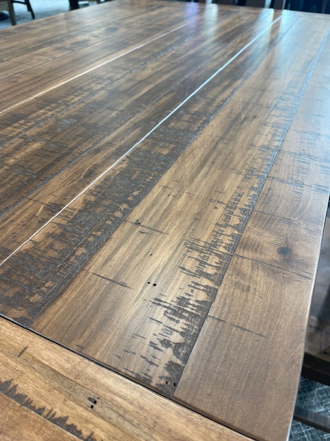 QW Amish 'Saw-Marked' Jericho Table - Image 3