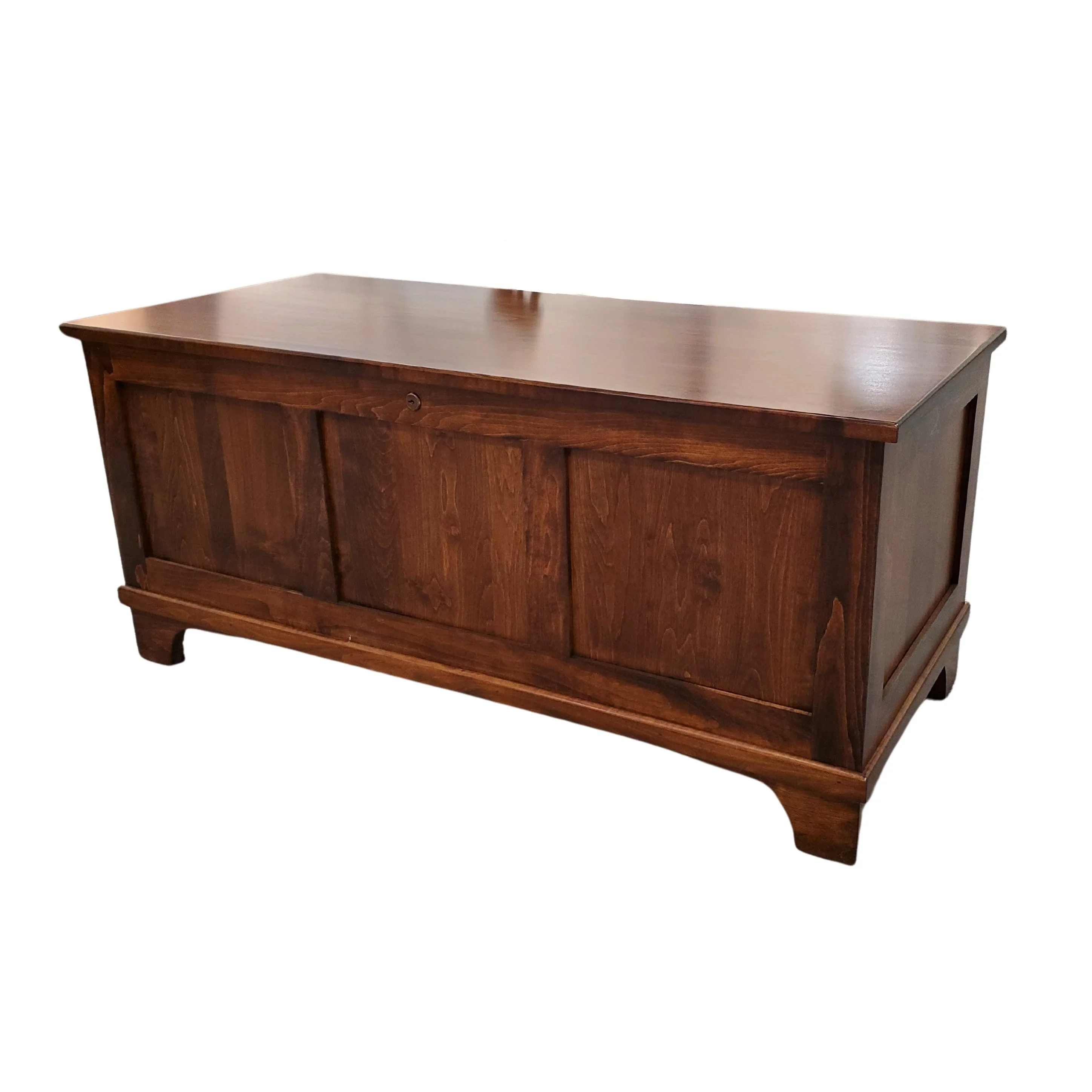 QW Amish 3 Panel Shaker Chest