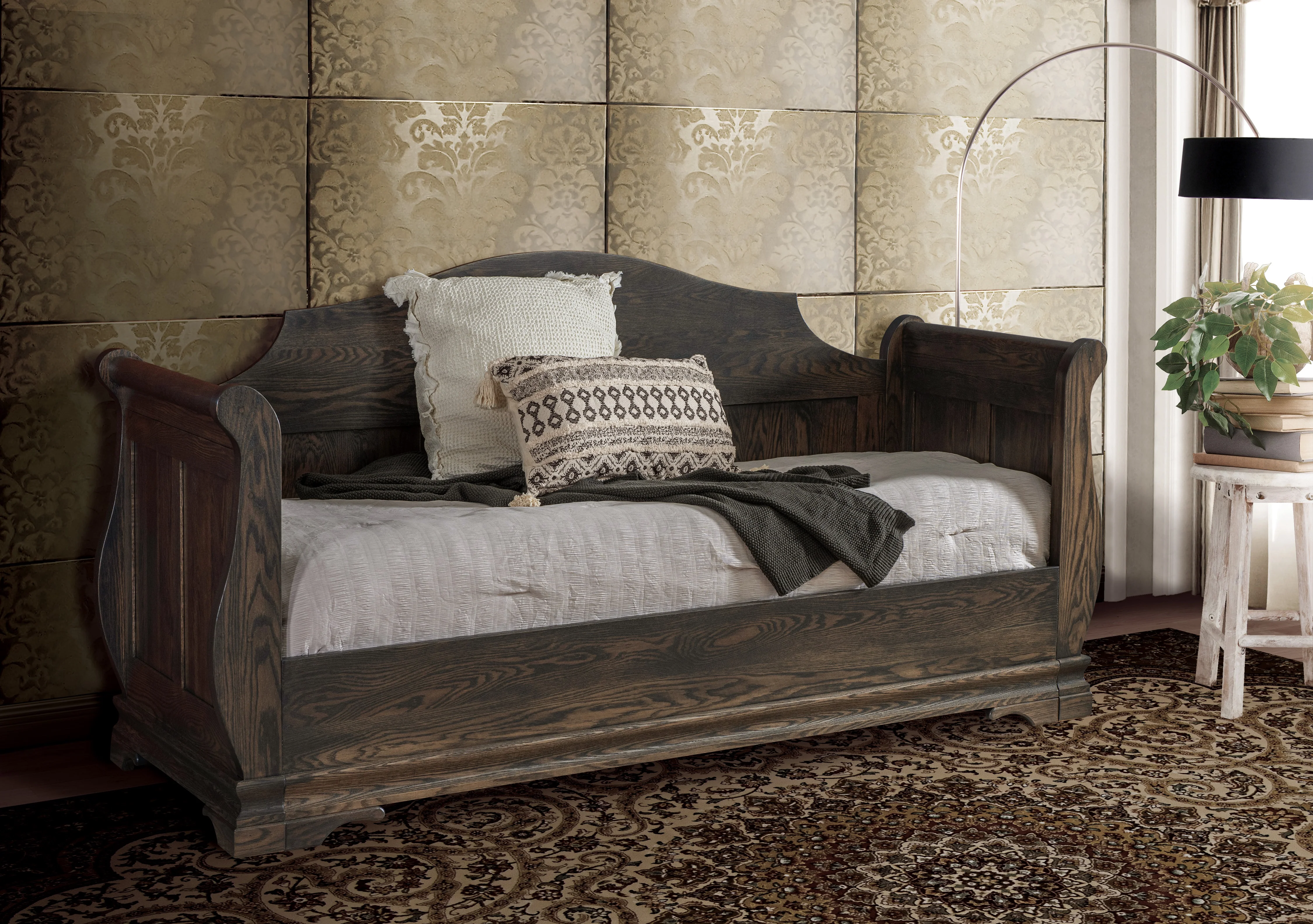 QW Amish Sleigh Day Bed w/ Optional Trundle - Image 2