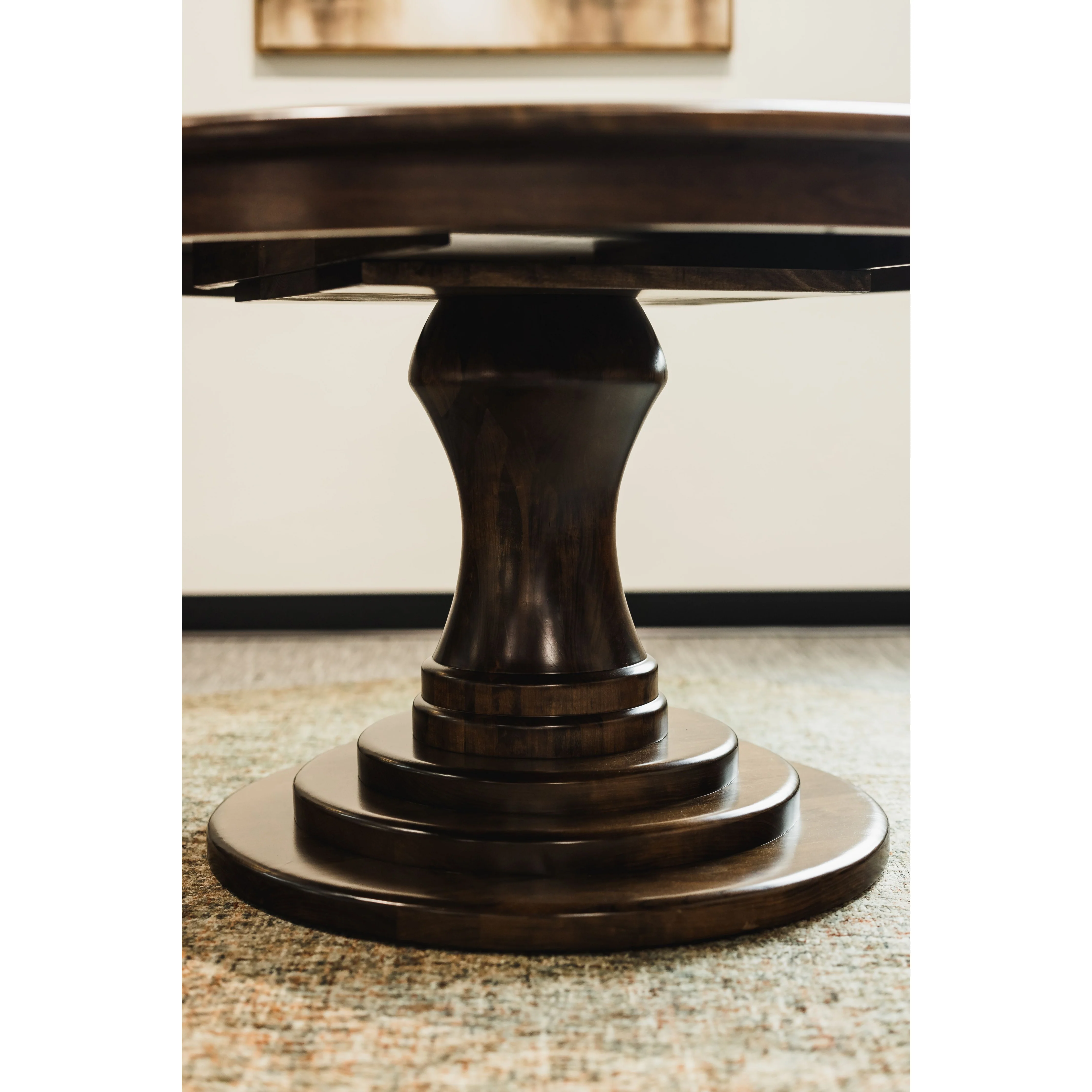 QW Amish Southfork 5pc Dining Set - Image 4