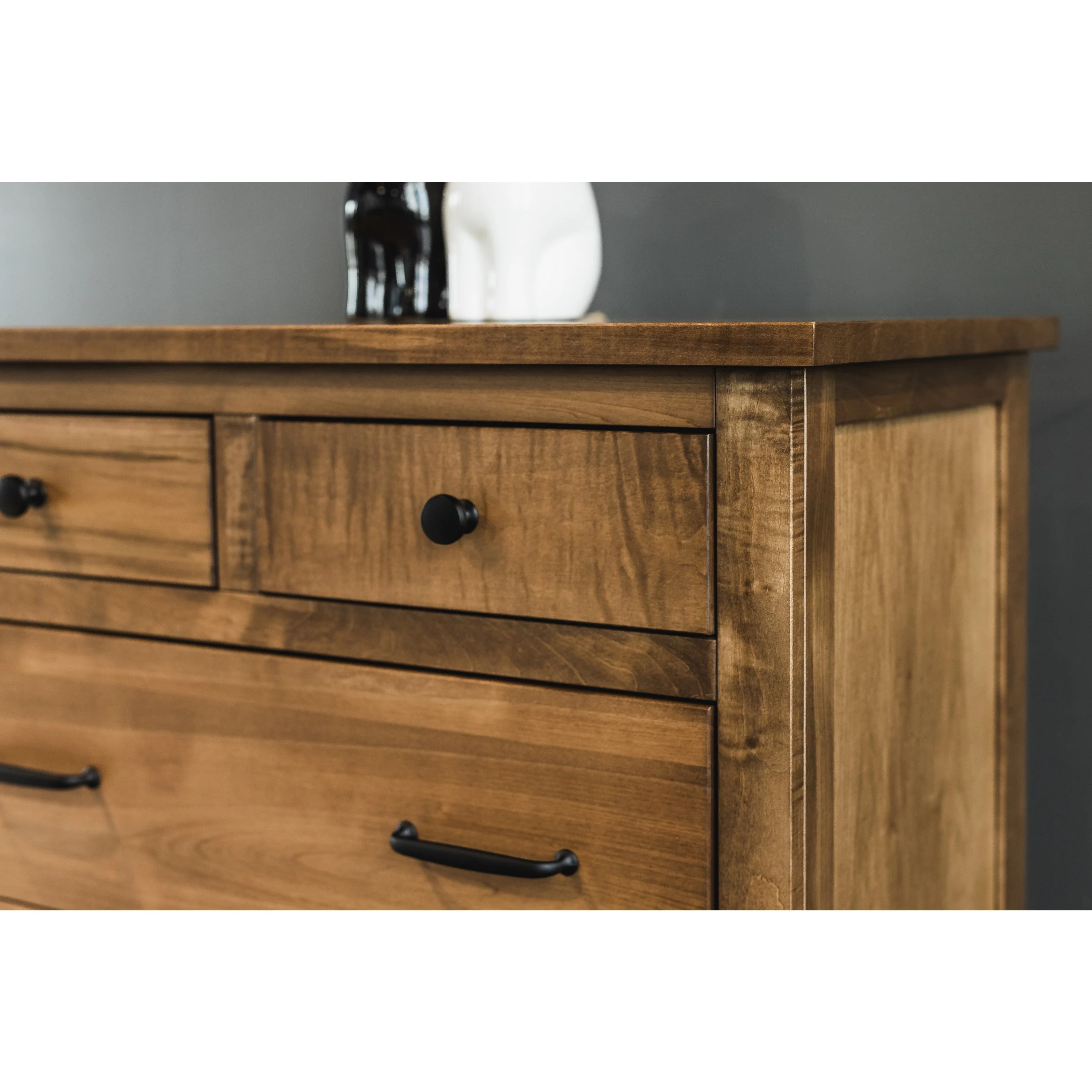 QW Amish Treasure Mission Chest of Drawers - Image 4