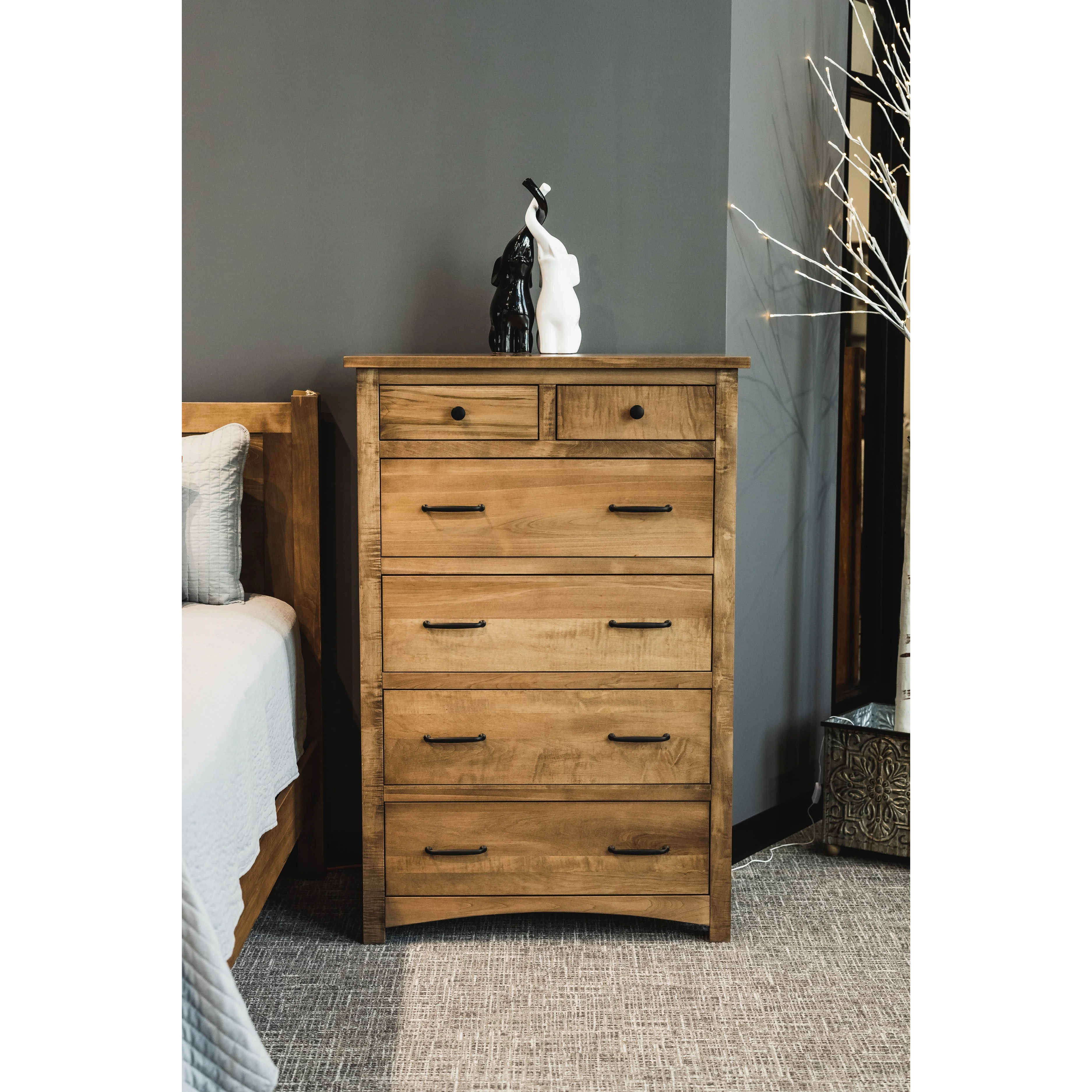 QW Amish Treasure Mission Chest of Drawers - Image 5