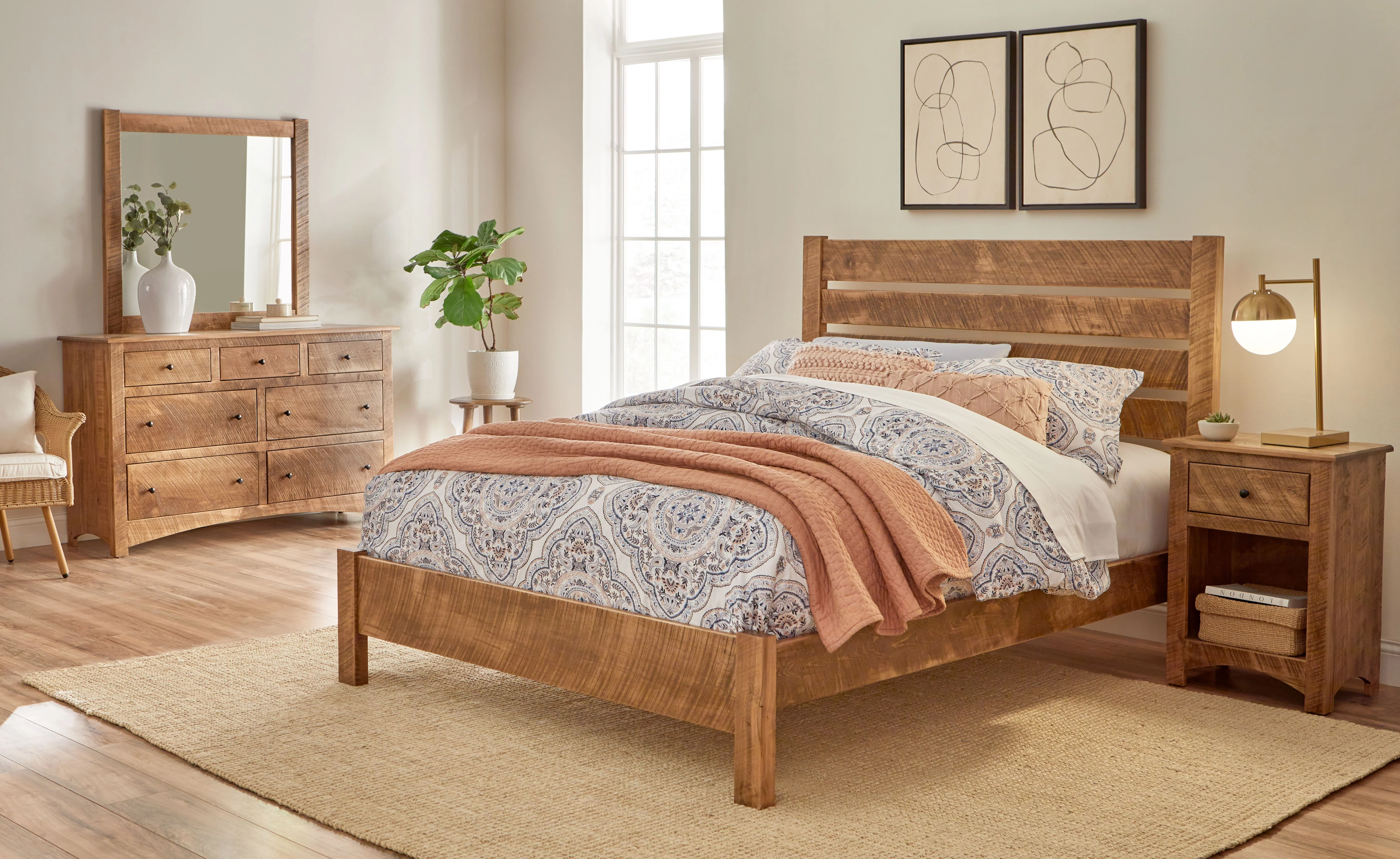 QW Amish Troy Bed - Image 2