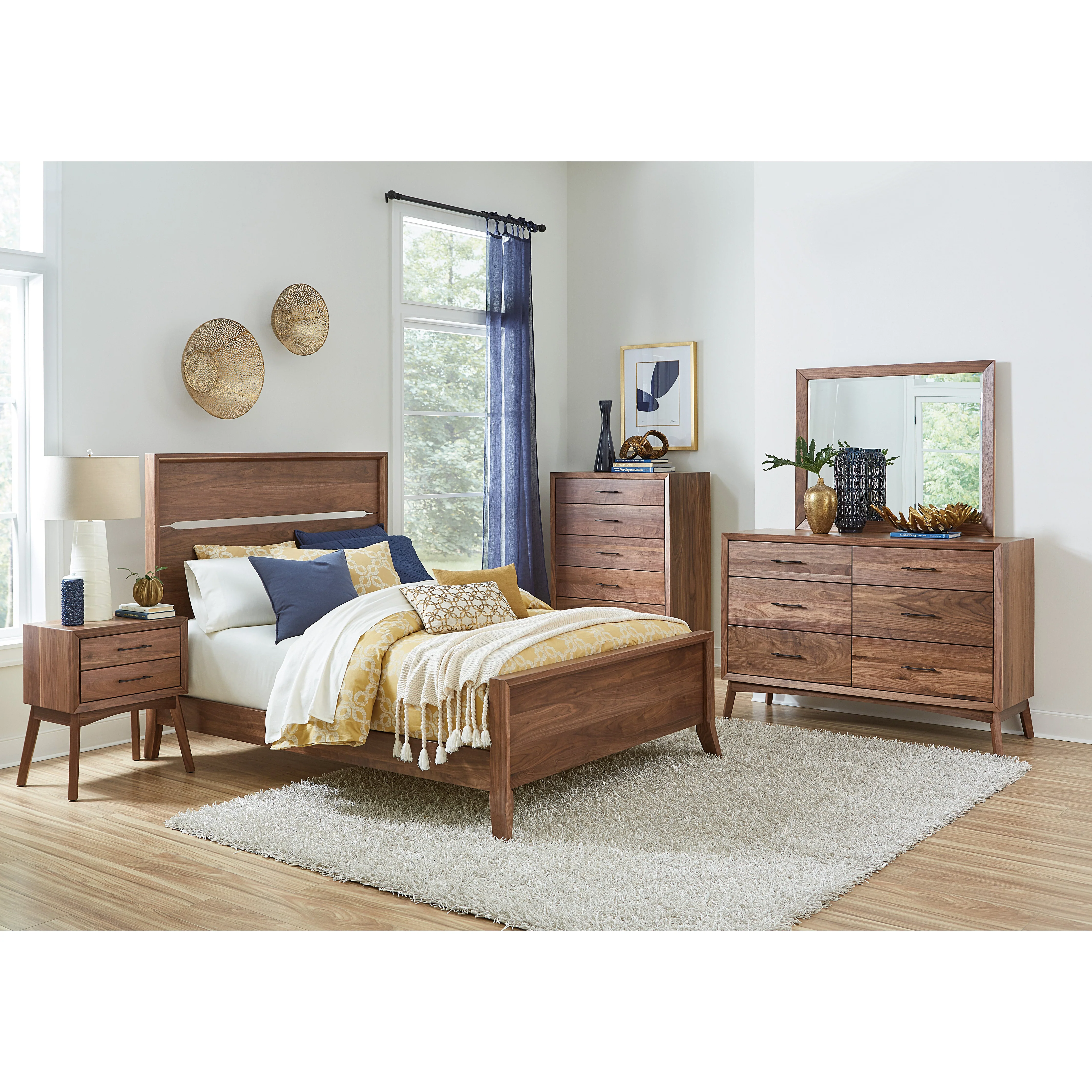 QW Amish Tucson Wood Bed - Image 4