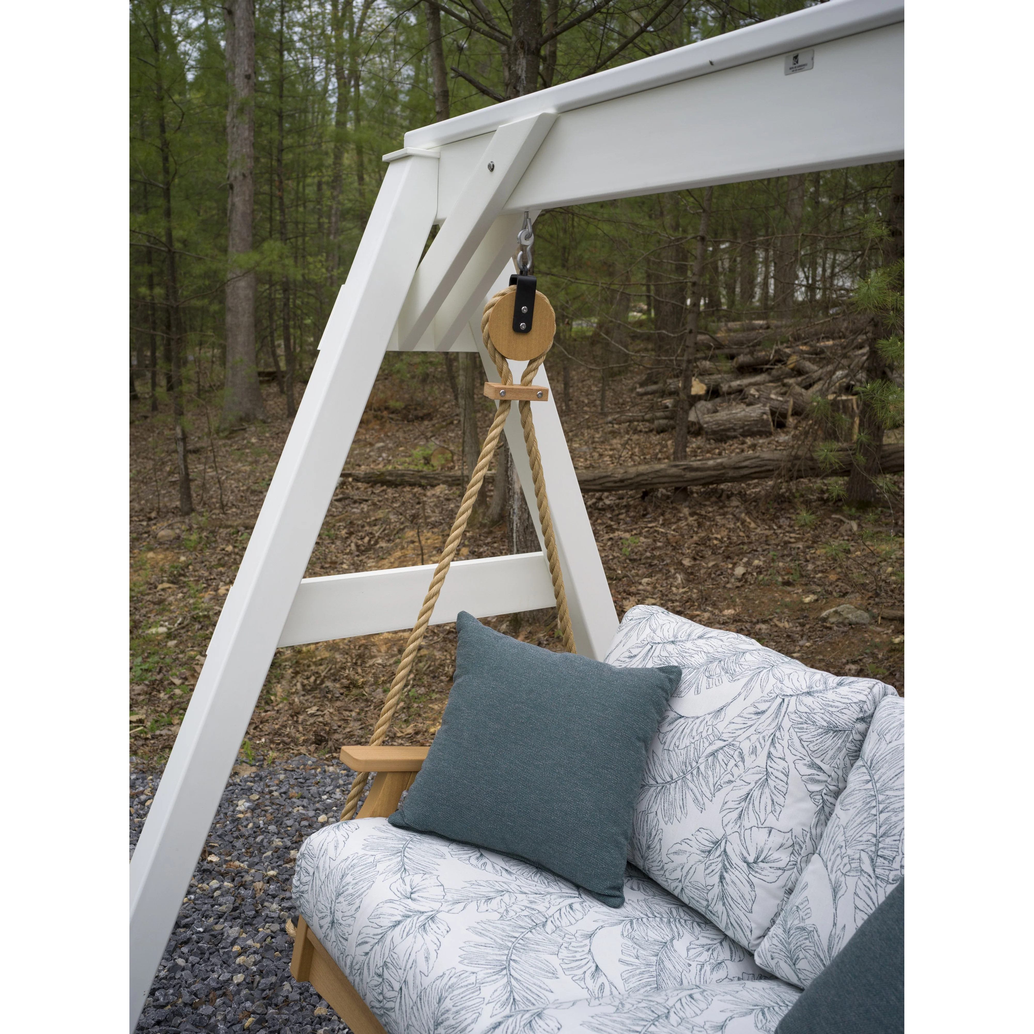 Vinyl Swing Arbor with Classic Terrace Swing - Image 4